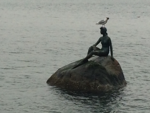 statue in stanley park